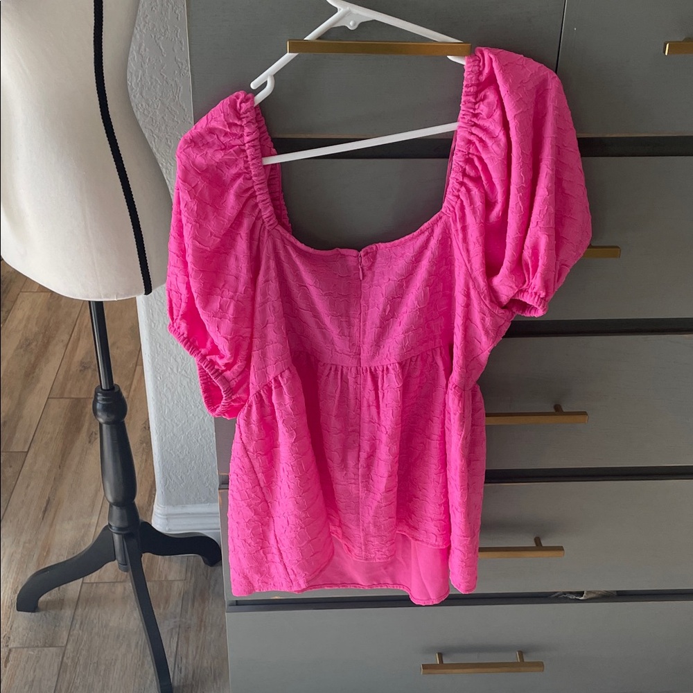 Future Collective Fuchsia Puff Sleeve Blouse - Picture 5 of 9
